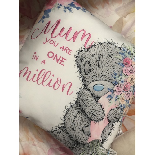Love Mum Cushion