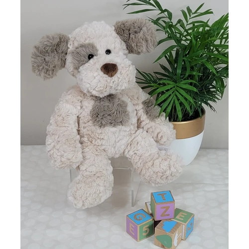 Petite Vous I Freddie The Dog