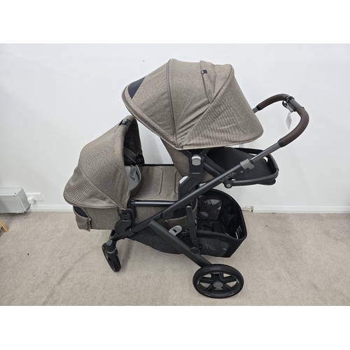 Uppababy Vista V3 Bassinet + Seat (Owen)