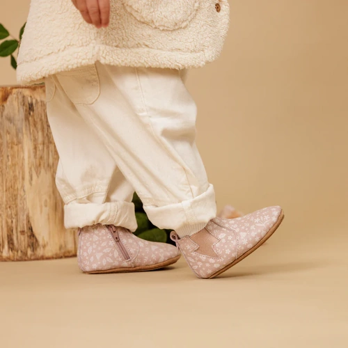 Shoes | Boots | Elastic Gusset [Electric Enchanted]