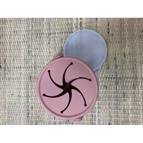 Silicone Collapsible Snack Pod With Lid - Terracotta