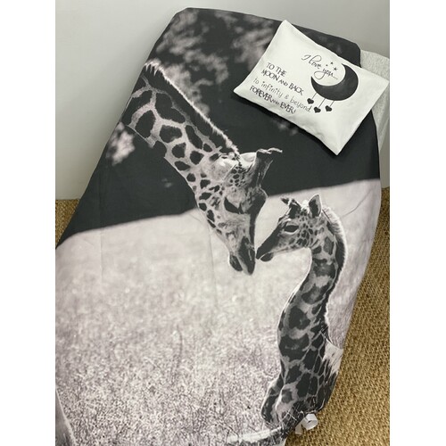 Giraffe Cot Quilt Set